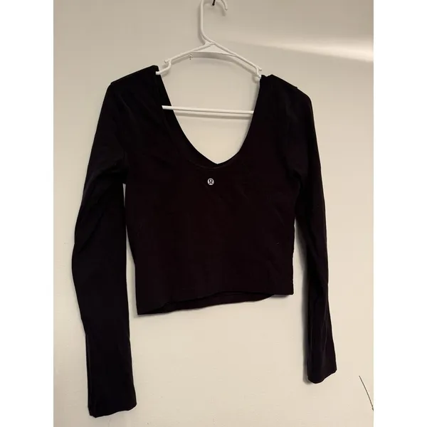 Lululemon Size 8‎ Black Long Sleeve Align Top Cropped Scoop Neck Workout Nulu - Image 2