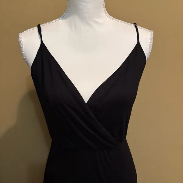 Lulus Black Maxi‎ Dress Size Small Spaghetti Straps V-Neck Front Slit - Image 3