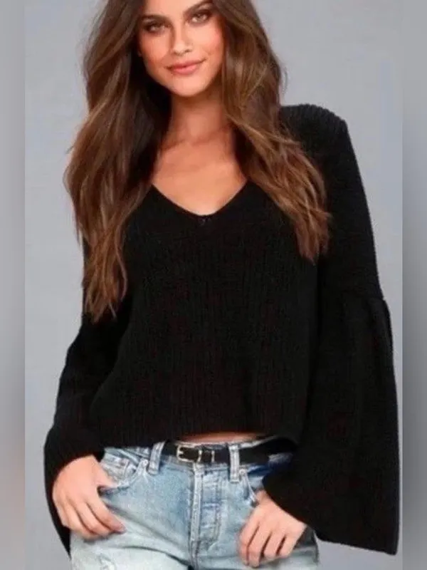 Free People Black Bell Sleeve V Neck Cotton Knit Sweater Medium 70s Cropped - Image 3