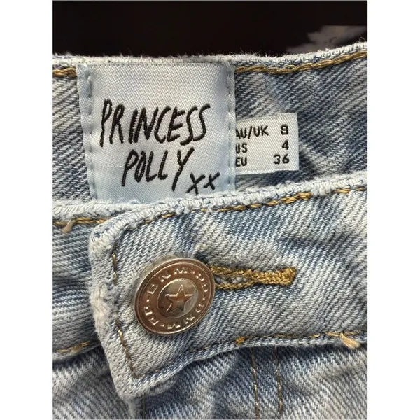 Princess Polly Light Wash Distressed Denim Shorts Size 4 - Image 3