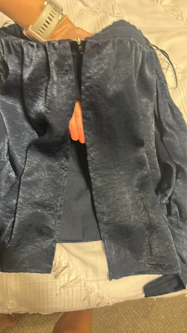 Navy Off-The-Shoulder Top - Image 3