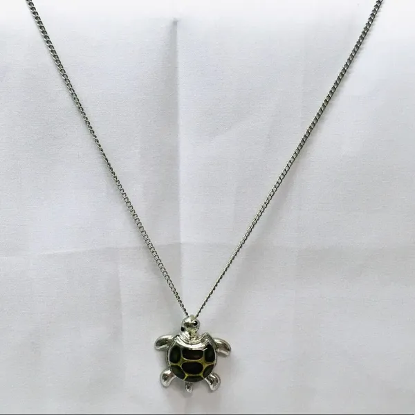 Sea Turtle Charm Necklace Silver - Image 2