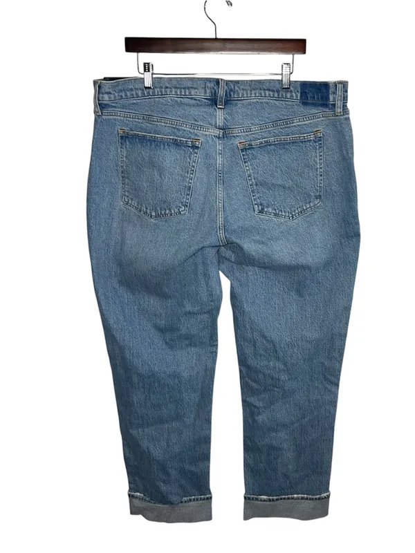 NEW Abercrombie & Fitch Curve Love 90s Straight Mid Rise Cuff Hem Jeans - Image 4