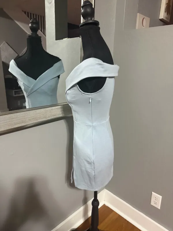 Superdown x Revolve V Neck Off Shoulder Sweetheart Slit Blue Mini Dress Size Small. - Image 6