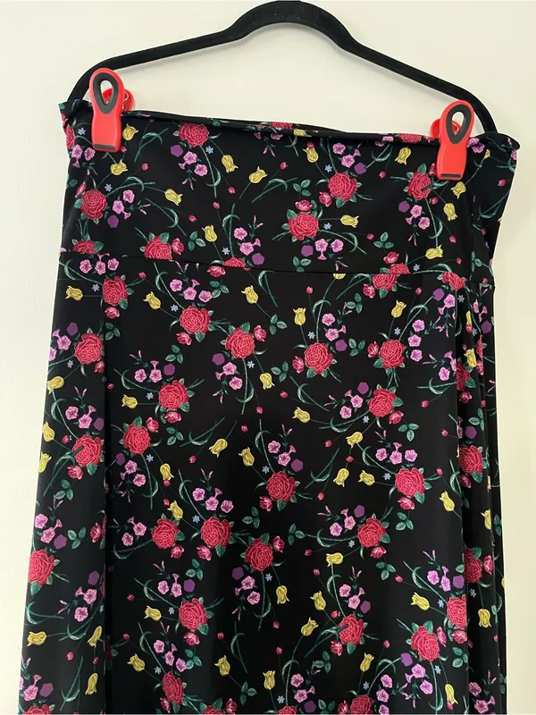 LuLaRoe Black Pink Floral Maxi Skirt XL Elastic Waist Stretchy Cottagecore Romantic - Image 2