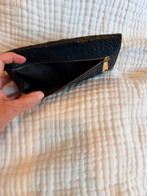 Brahmin Wallet - Image 4