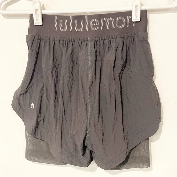 Lululemon Size 2‎ Grey Logo Waistband High-Rise Training Short Athletic - Image 4