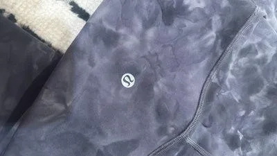 Lululemon Diamond Dye Align Pants 25" 6 - Image 2