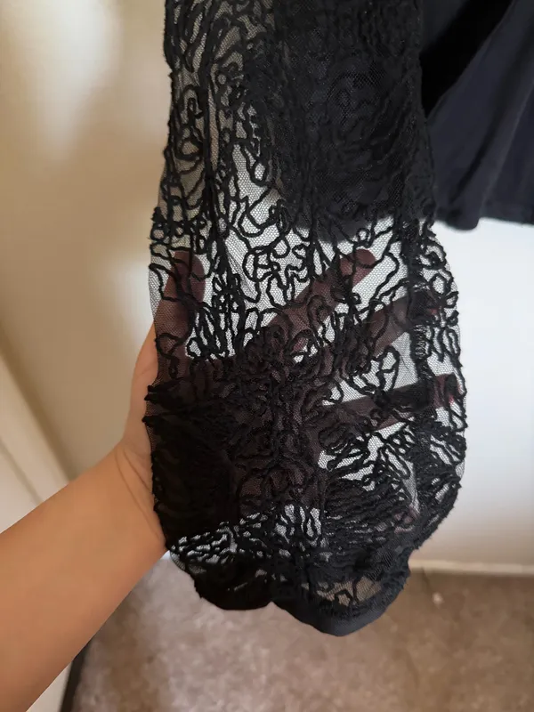 Black see through sleeved top Size M - Image 3