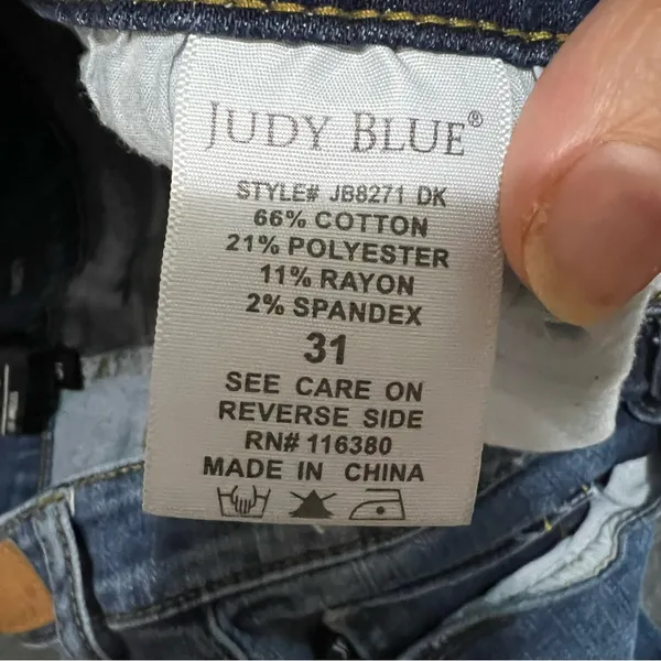 Judy Blue Relaxed Fit‎ high rise distressed Crop Denim Jeans - Image 11