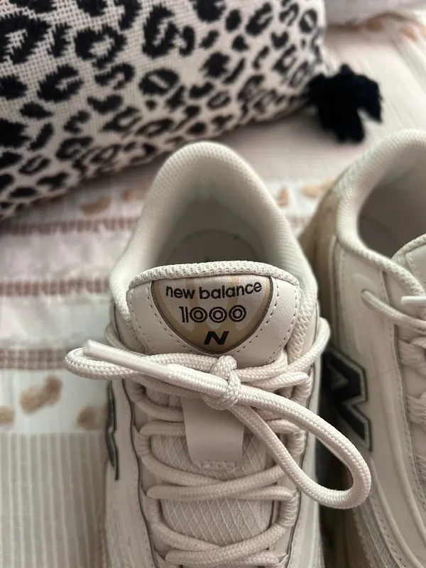 New Balance 1000 Women’s 8.5 - Image 3