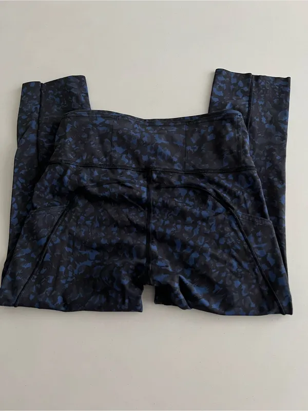 Lululemon Capri Leggings 23” Blue Cheetah Camo Cropped - Image 2