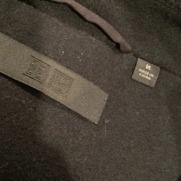 Uniqlo winter black peat coat jacket wool w/ 4 pockets 2 inside pockets size M - Image 2