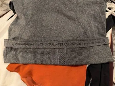 Lululemon Short Sleeve - Image 4