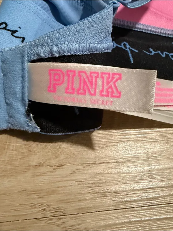 PINK Victoria's Secret Wireless Lightly Lined Bra - Image 3