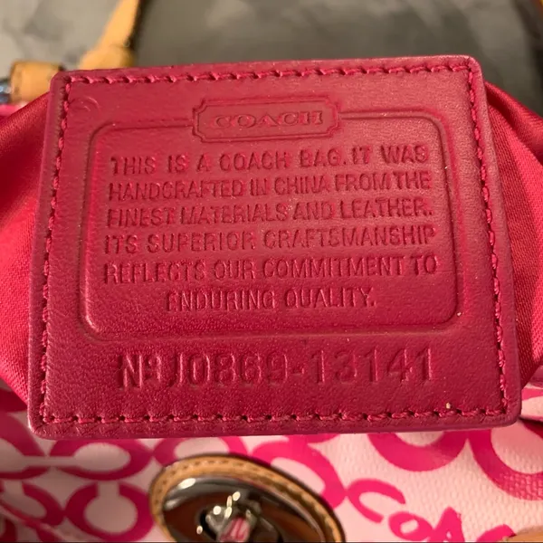 Like New Vintage Coach Shoulder Bag - Image 3