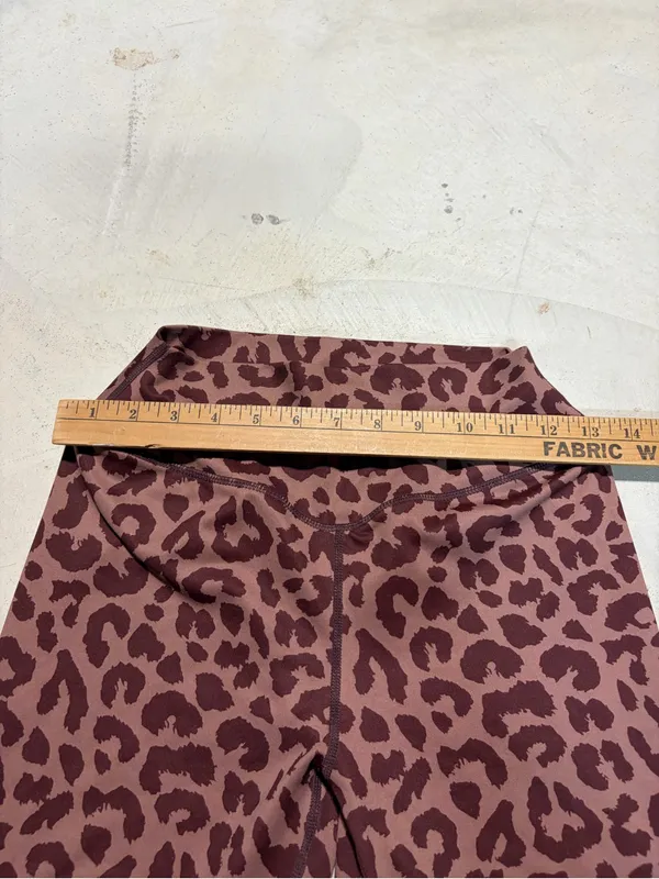 Balance athletica vitality Leopard Print Leggings medium - Image 4