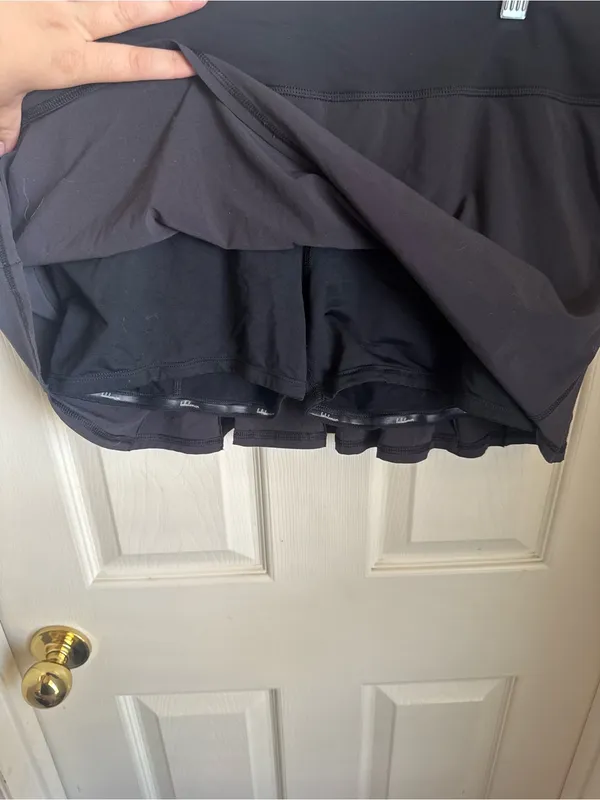 Lululemon Run Black Pace Setter Skirt - Image 5