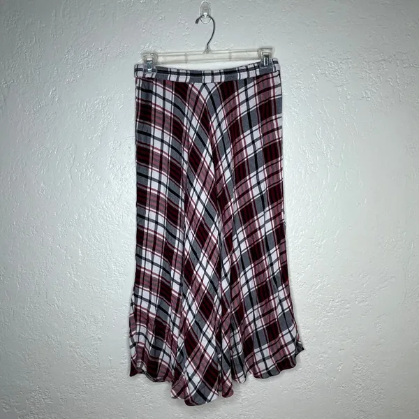 Chaps Red Black Plaid Midi Skirt‎ Womens Medium Viscose Elastic Waist Flared - Image 2