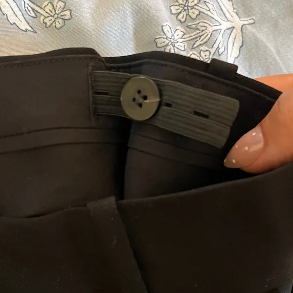 COS Womens Black High Waisted Wide Leg Pleated Trousers Adjustable Waist Size 6 - Image 4