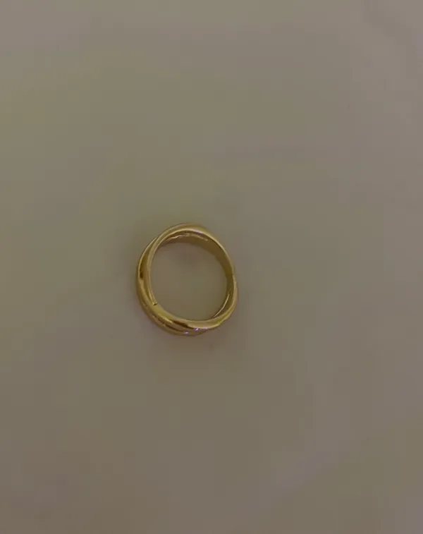 H&M Thick gold ring - Image 3