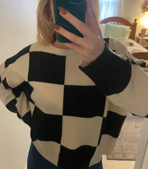 Sweater - Image 2
