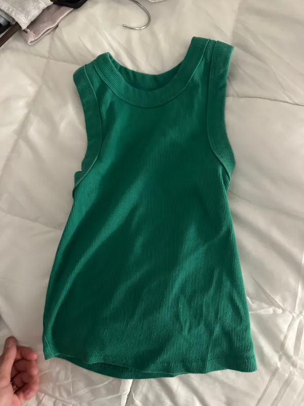 Old navy ribbed crop tank - Image 2