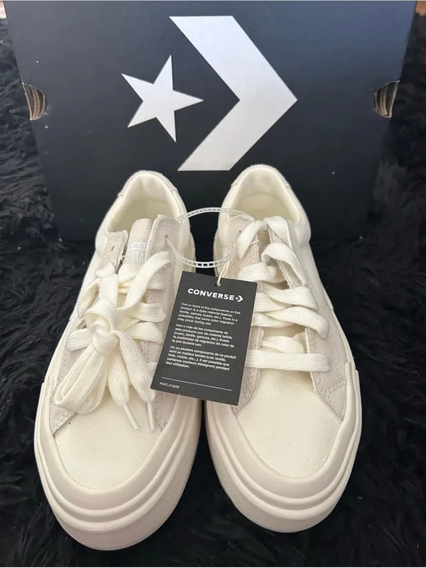CONVERSE Cruise low beige platform lace up shoes sneakers women’s 8.5 new - Image 2