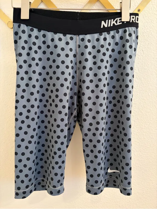 Nike Pro Gray and Black Polka Dot Bike Shorts Large - Image 2