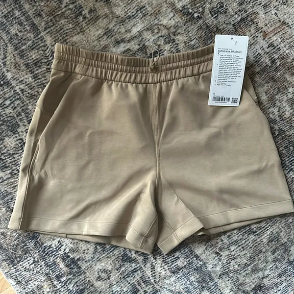 Lululemon NWT Softstreme High-Rise Short 4" Filbert Tan - Image 2