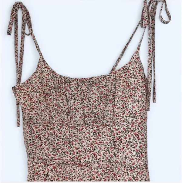 Princess Polly floral romper  - Image 3