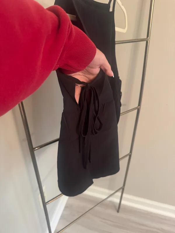 Side Tie Black Tank Top - Image 2