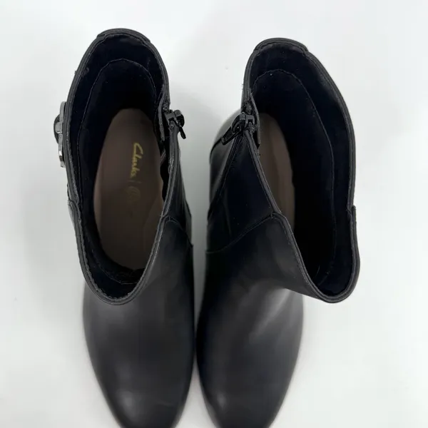 Clarks Boots Women 8 M Black Leather Linnae Up Waterproof Side Zip Ankle Bootie - Image 9