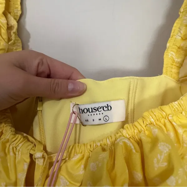 House of CB TALLULAH YELLOW FLORAL PUFF SLEEVE MIDI DRESS Size L - Image 7