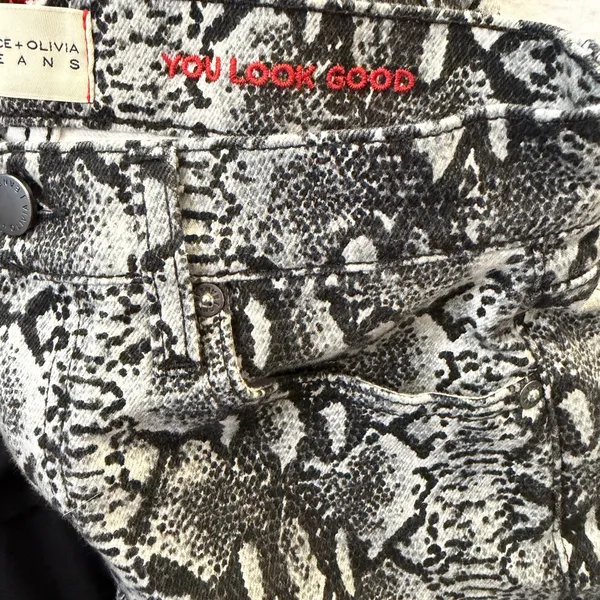 Alice + Olivia Snake Print Skinny Jeans Size 26 Black White Stretch - Image 6