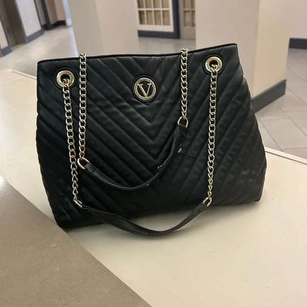 Bag Stylish Black Quilted Shoulder Bag with Chain Straps VERA New York Preowned - Image 8