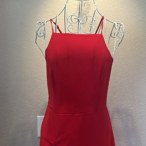 Lulu’s Starlet Red Ruched Maxi Dress Size Medium - Image 3