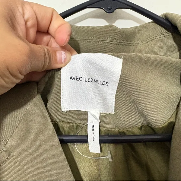 Avec Les Filles Stretch Crepe Double Breasted Trench Coat Olive XS - Image 4