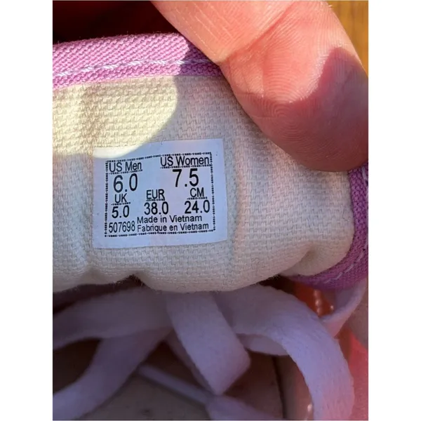 Vans Old Skool Pink White Suede Canvas Sneakers Women’s 7.5 Skate Y2K - Image 3