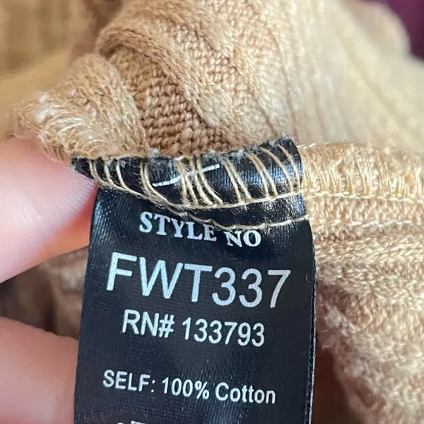 POL Ribbed Cropped Long Sleeve Button Down Top Small - Image 3