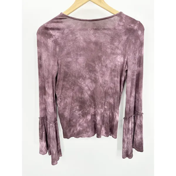 American Eagle Tie Dye‎ Boho Top Sz XS Purple Festival Hippie Gypsy Bell Sleeve - Image 2