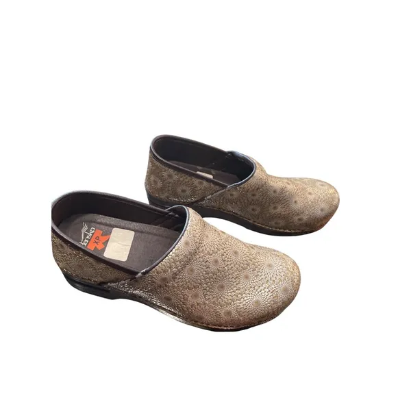 Dansko XP wms tan leather geometric nursing clogs shoes sz 41/10.5-11 SKU 9964 - Image 3