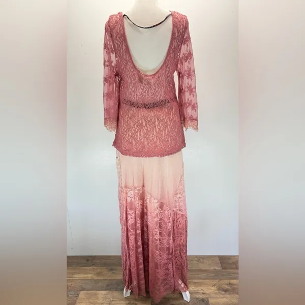 Sheer Mauve Mixed Lace Bell Sleeve Top Eyelash Fringe Gimmicks by BKE Fairy Boho - Image 13