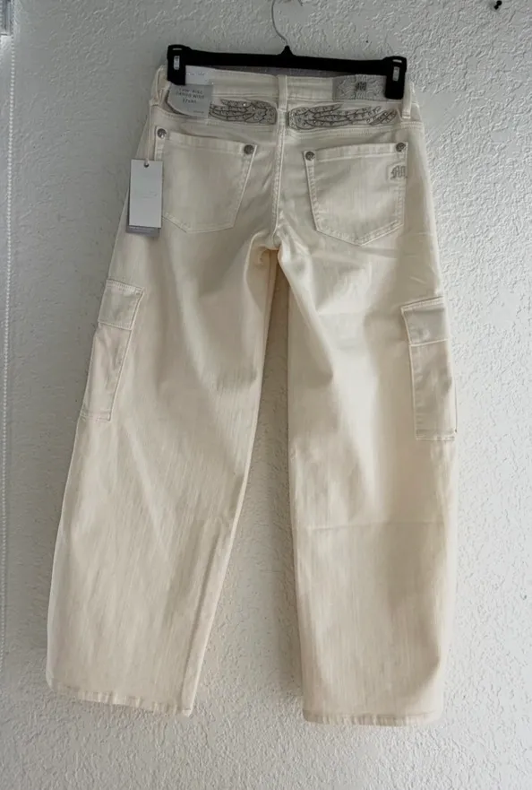 NWT Miss Me Low-Rise Cargo Wide Leg Jeans - Off White Angel Wings ✨ Size 27x30 - Image 5