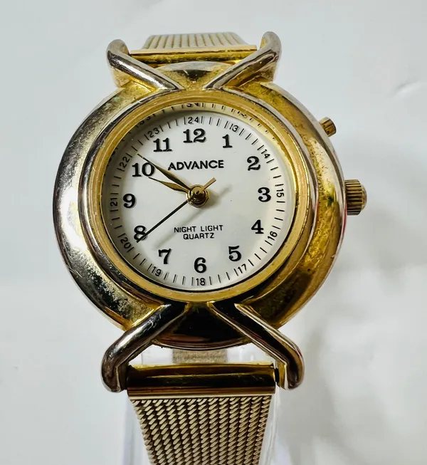 Gold  Watch - Image 2