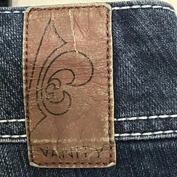 Vanity‎ Curvy Bootcut Jeans Dark Wash Contrast Stitch 26W 31L Blue Denim - Image 11