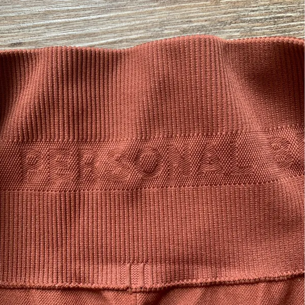 Abercrombie YPB Your Personal Best Peach Leggings M - Image 3