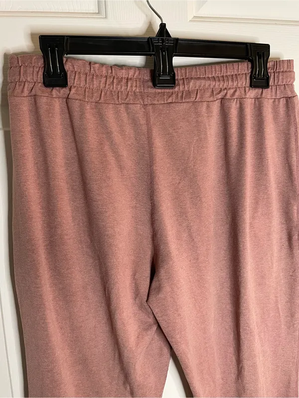Vuori ladies active joggers in rosewood pockets drawstring athleisure no size - Image 7