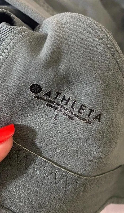 Fabletics sports bra - Image 4