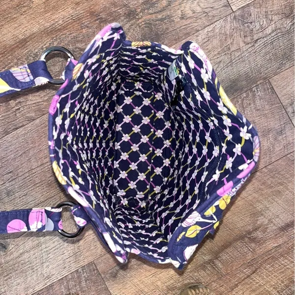 Vera Bradley Shoulder Tote Bag w/Two Magnetic Front Pocket - Image 9
